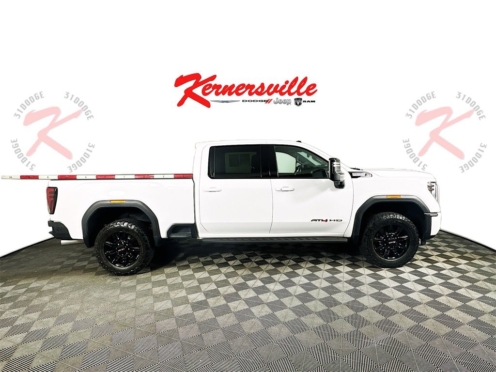 Used 2024 GMC Sierra 3500 AT4 w/ AT4 Premium Plus Package image 8