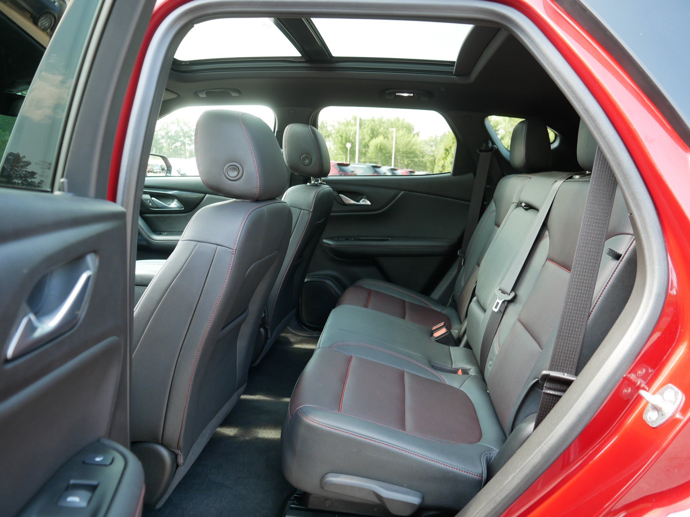 Used 2023 Chevrolet Blazer RS w/ Enhanced Convenience Package AWD/4WD image 36