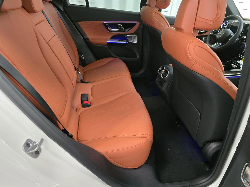 New 2026 Mercedes-Benz GLC 350e 4MATIC image 20