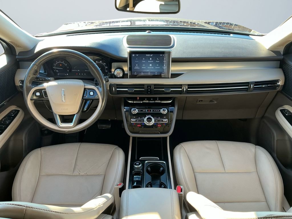 Used 2020 Lincoln Corsair FWD w/ Premium Package image 12