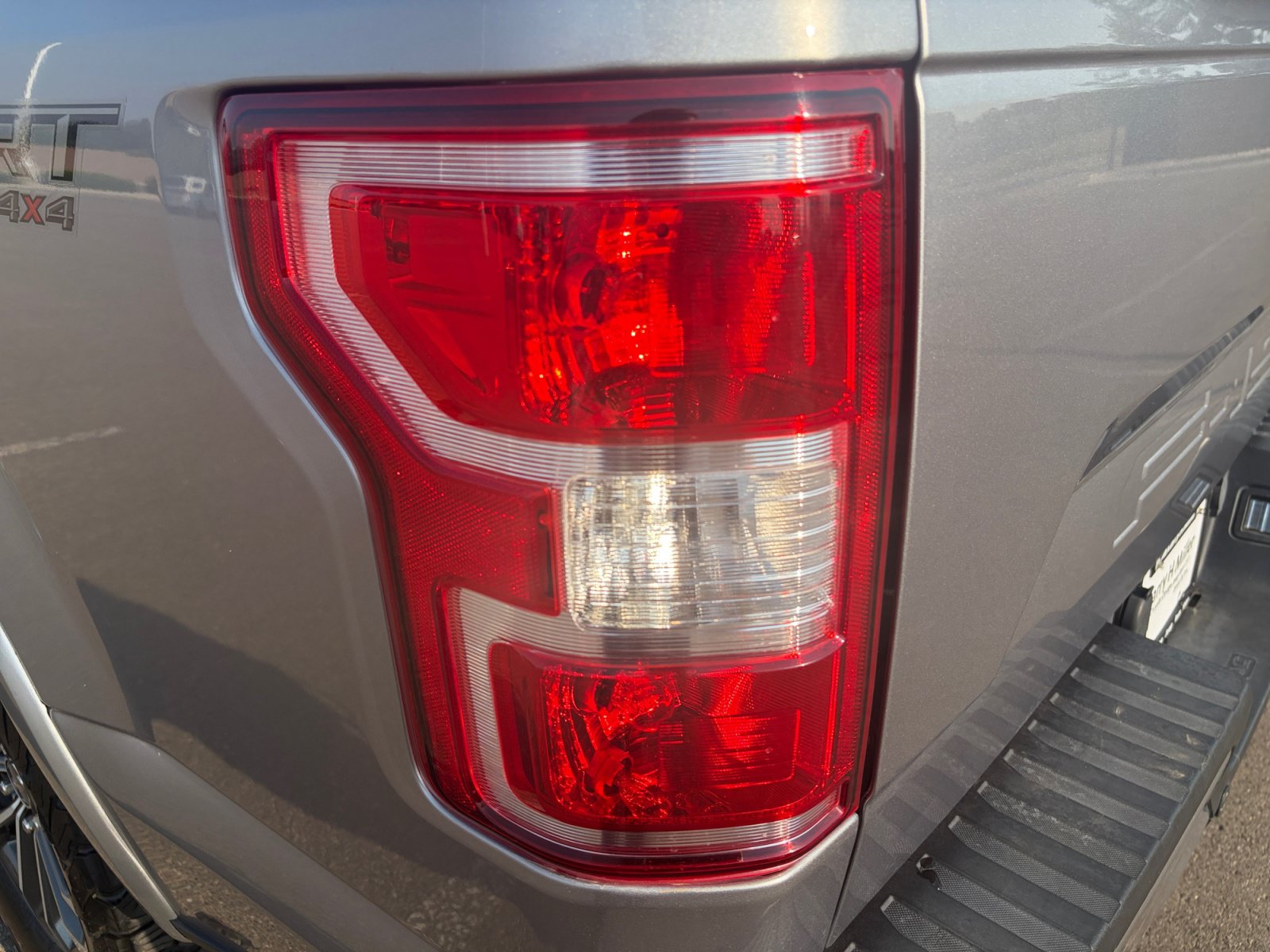 Used 2020 Ford F150 XLT w/ Equipment Group 302A Luxury AWD/4WD image 27