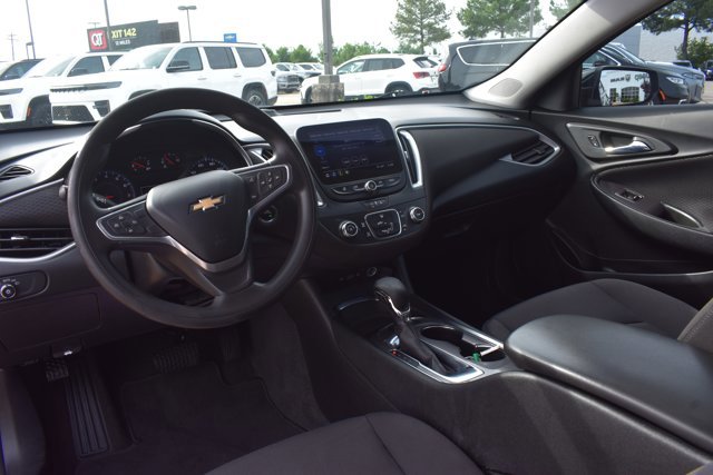 Used 2022 Chevrolet Malibu LS FWD image 16