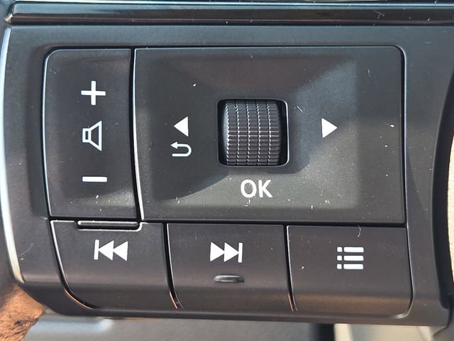 Used 2023 Nissan Rogue SL w/ SL Premium Package image 25