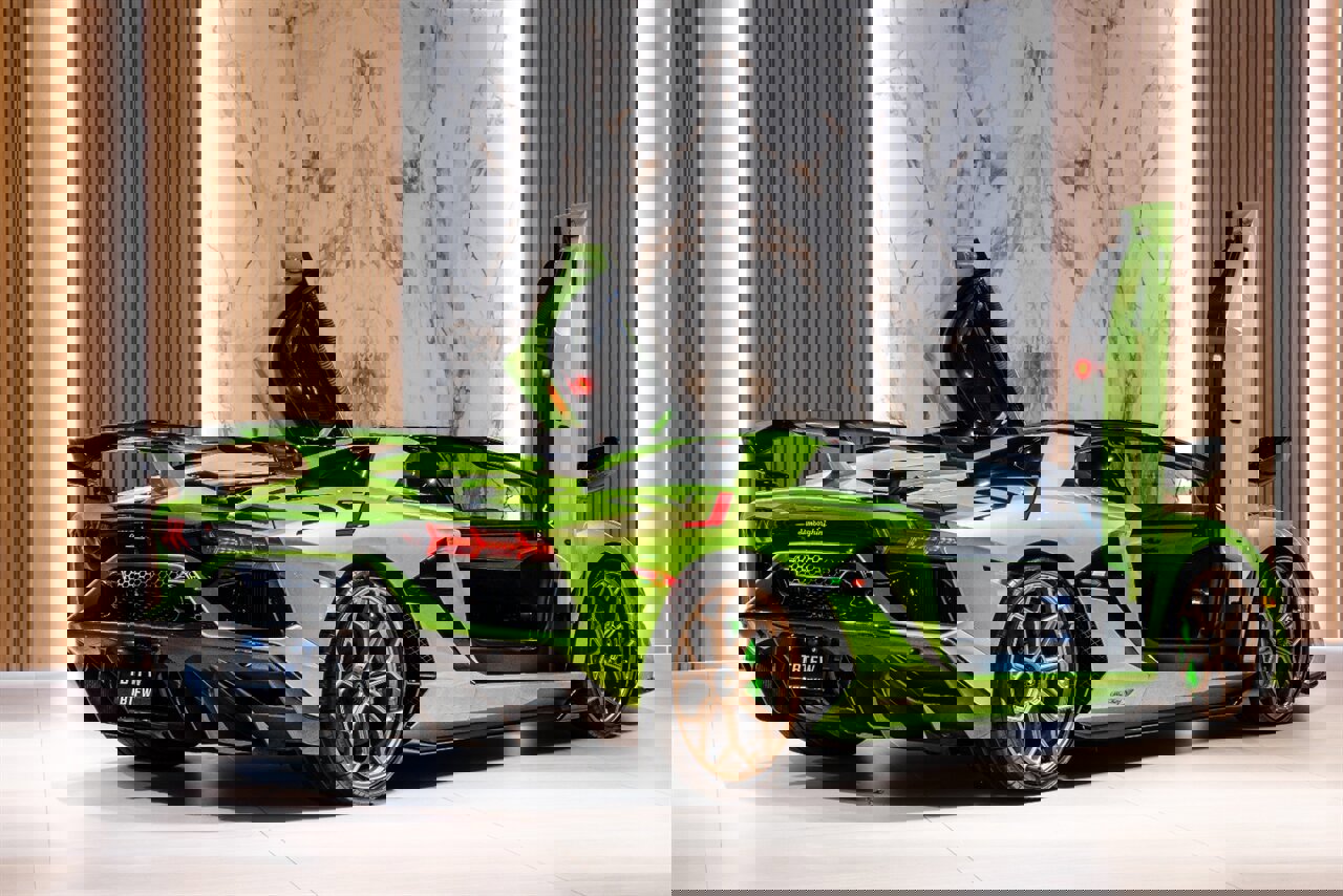 Used 2021 Lamborghini Aventador SVJ image 7