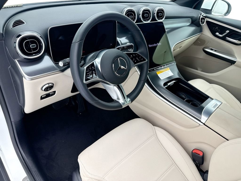 Certified 2026 Mercedes-Benz GLC 300 4MATIC image 9