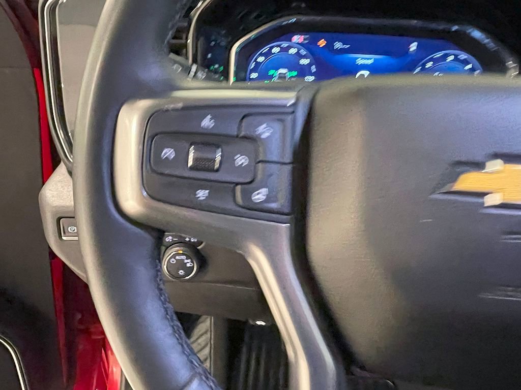 Used 2024 Chevrolet Silverado 1500 LT image 34