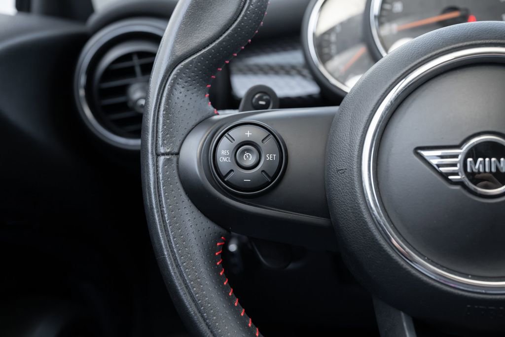 Used 2020 MINI Cooper S FWD image 20