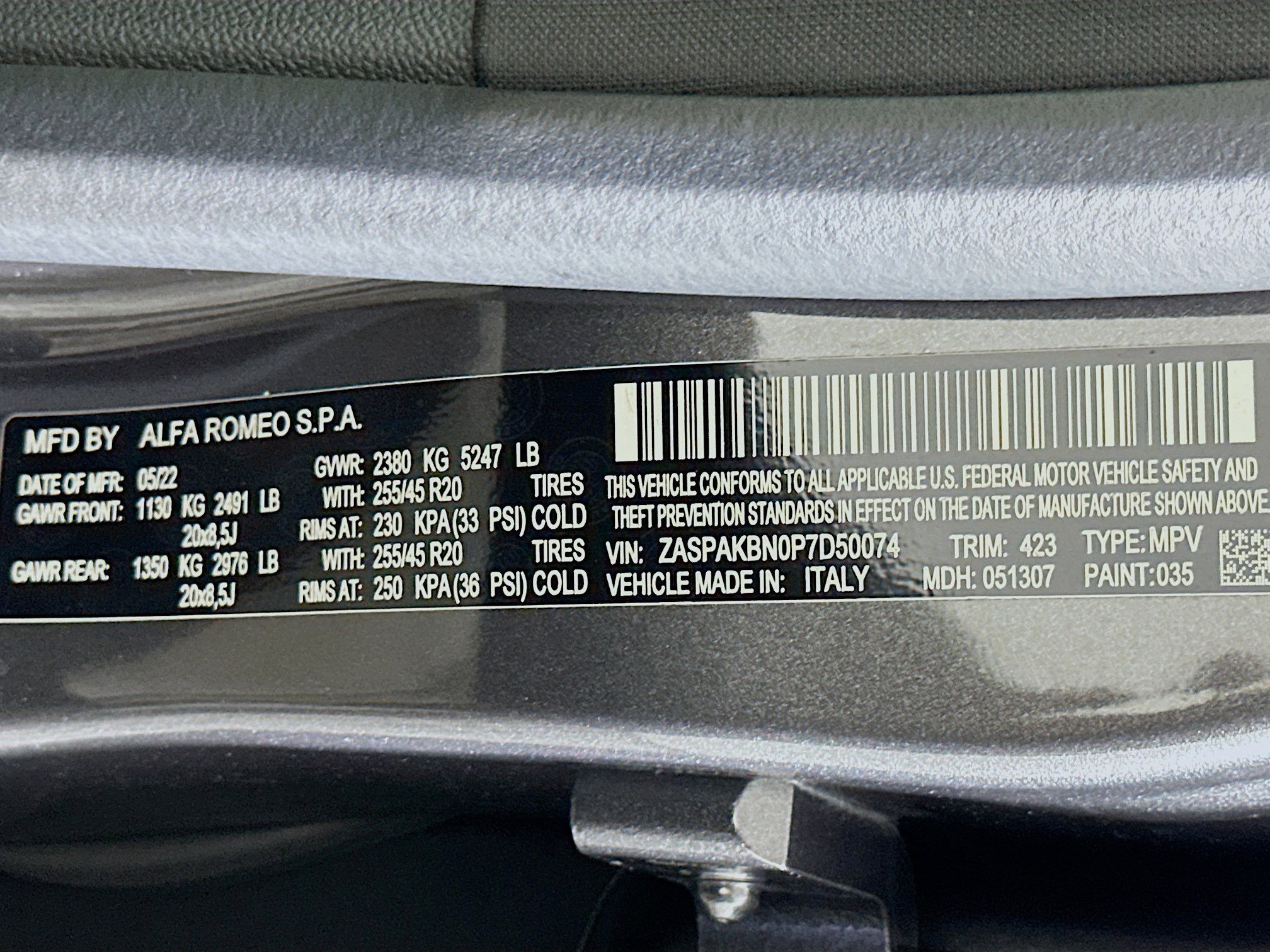Used 2023 Alfa Romeo Stelvio Veloce AWD/4WD image 12