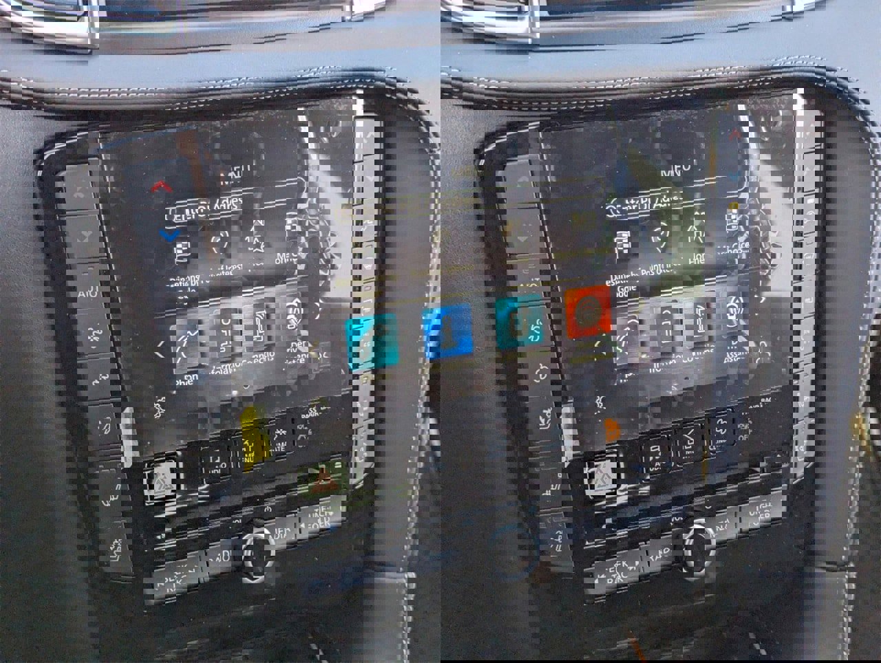 New 2025 INFINITI QX50 Sport image 24