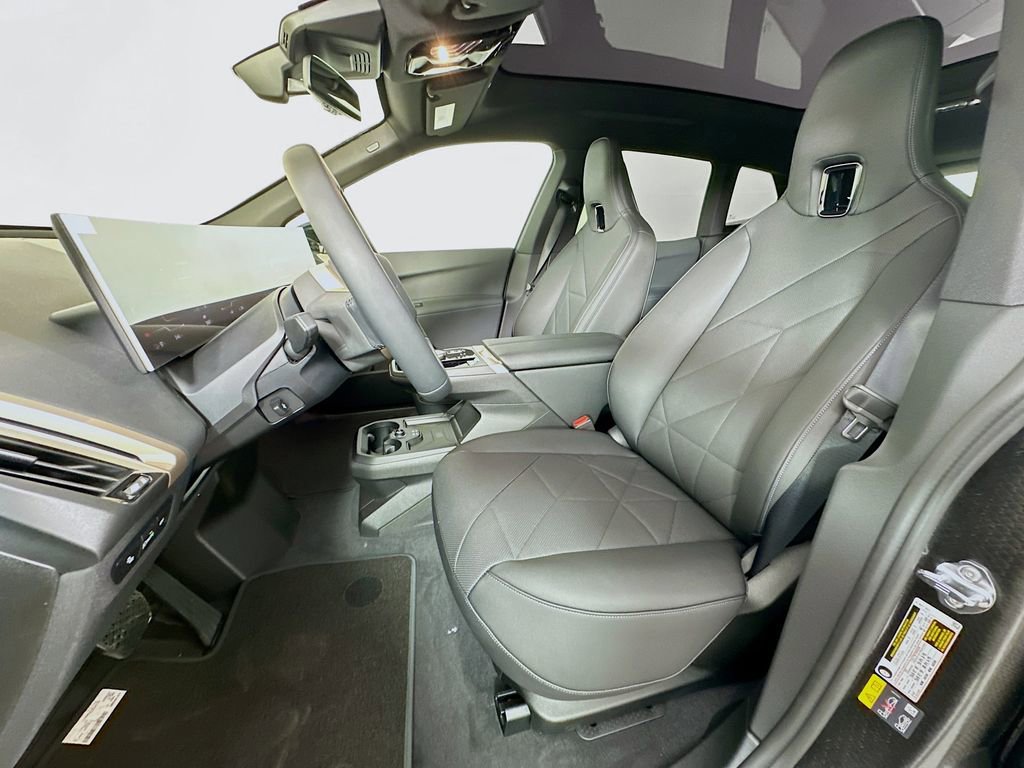 Used 2026 BMW iX xDrive60 image 16