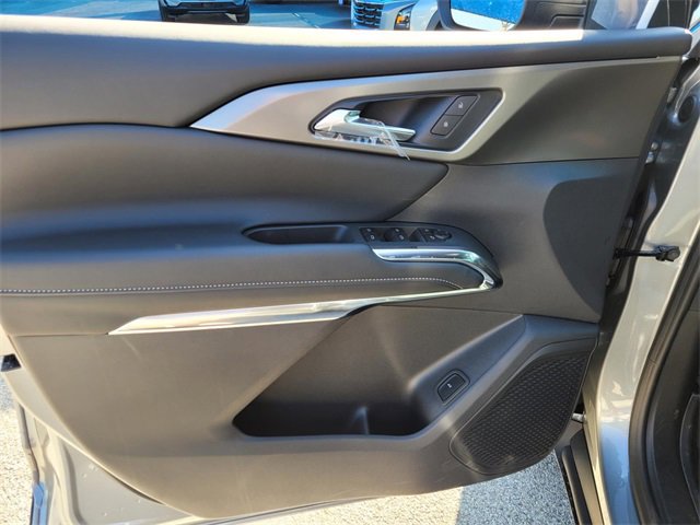 New 2026 Chevrolet Traverse LT w/ LPO, Floor Liner Package image 11