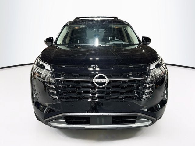 New 2026 Nissan Pathfinder Platinum w/ Accent Package AWD/4WD image 2