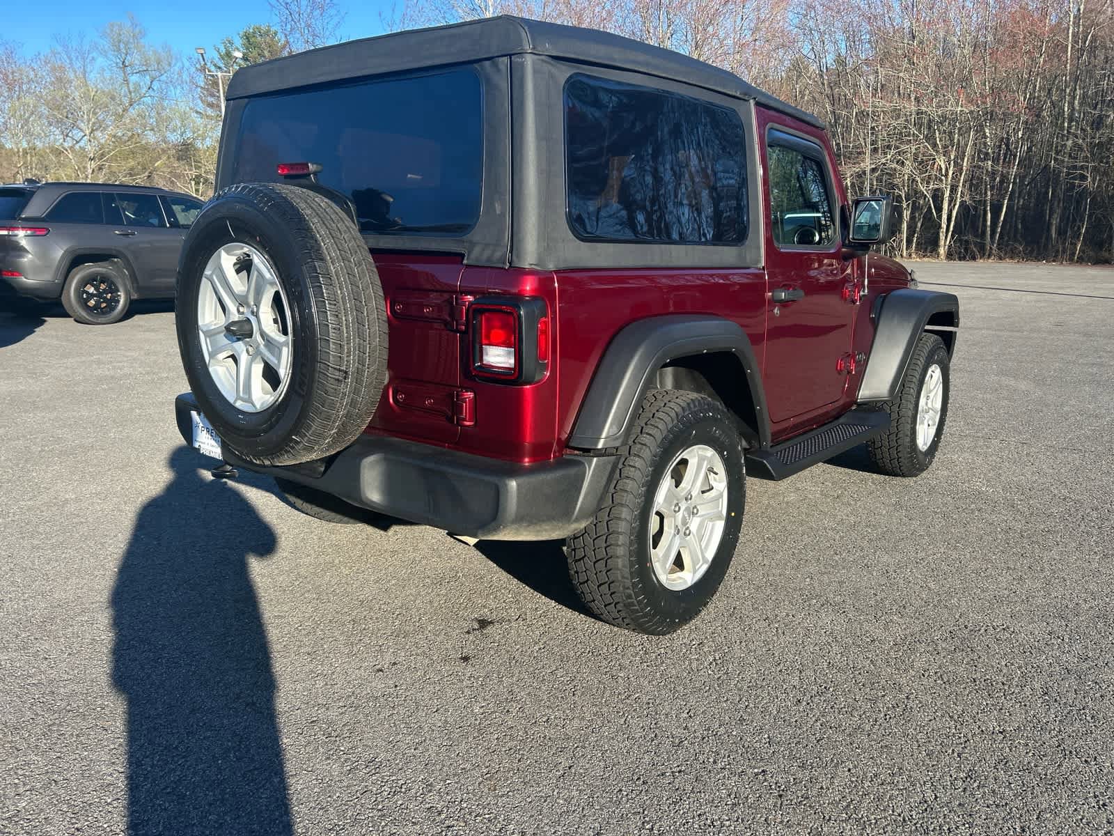 Used 2022 Jeep Wrangler Sport AWD/4WD image 5