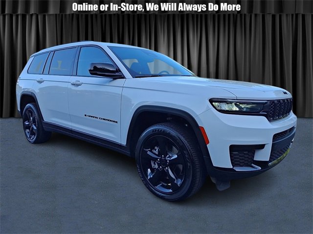 Used 2024 Jeep Grand Cherokee L Laredo image 1