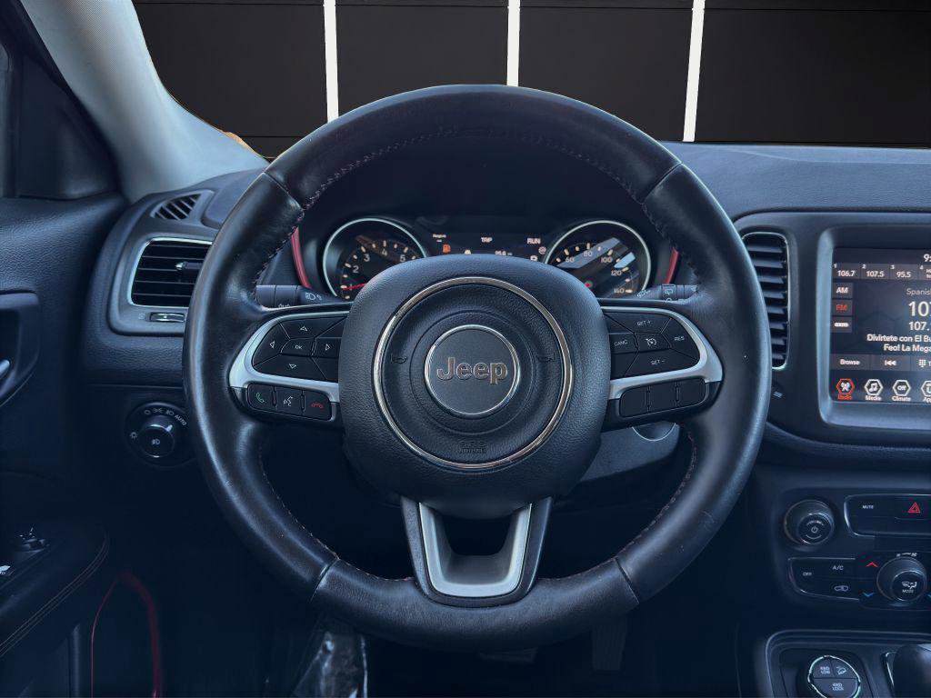 Used 2019 Jeep Compass Trailhawk w/ Cold Weather Group image 16