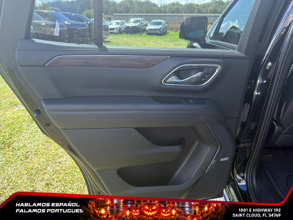 Used 2022 Chevrolet Tahoe Z71 w/ Z71 Off-Road Package AWD/4WD image 28
