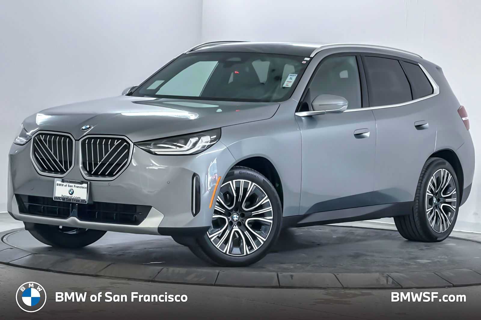 Used 2025 BMW X3 xDrive30i w/ Convenience Package AWD/4WD image 1