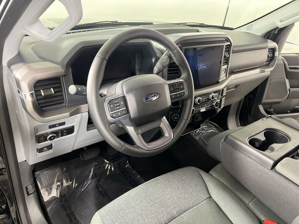 Used 2025 Ford F150 XLT w/ Equipment Group 301A Standard image 11