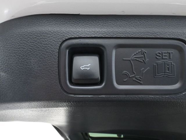 Used 2023 Lincoln Navigator L Reserve w/ Equipment Group 201A image 47