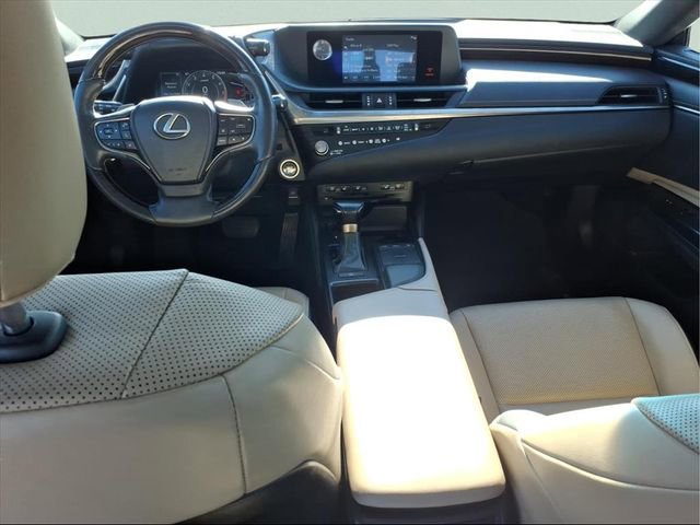 Used 2021 Lexus ES 250 w/ Premium Package image 6