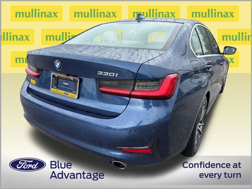 Used 2021 BMW 330i Sedan w/ Convenience Package image 4