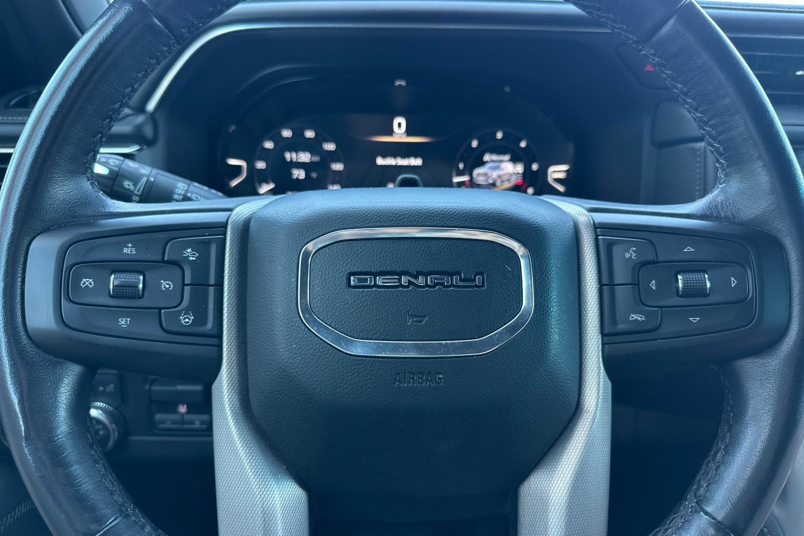 Used 2023 GMC Yukon XL Denali w/ Denali Reserve Package AWD/4WD image 34