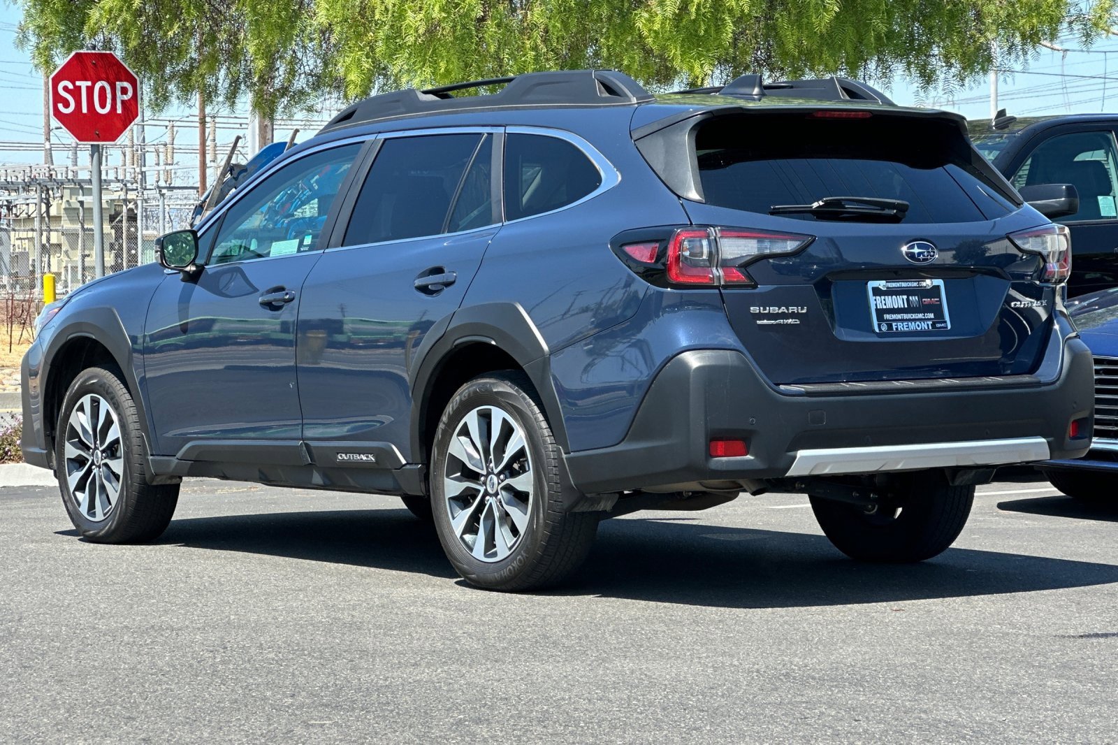 Used 2023 Subaru Outback Limited image 6