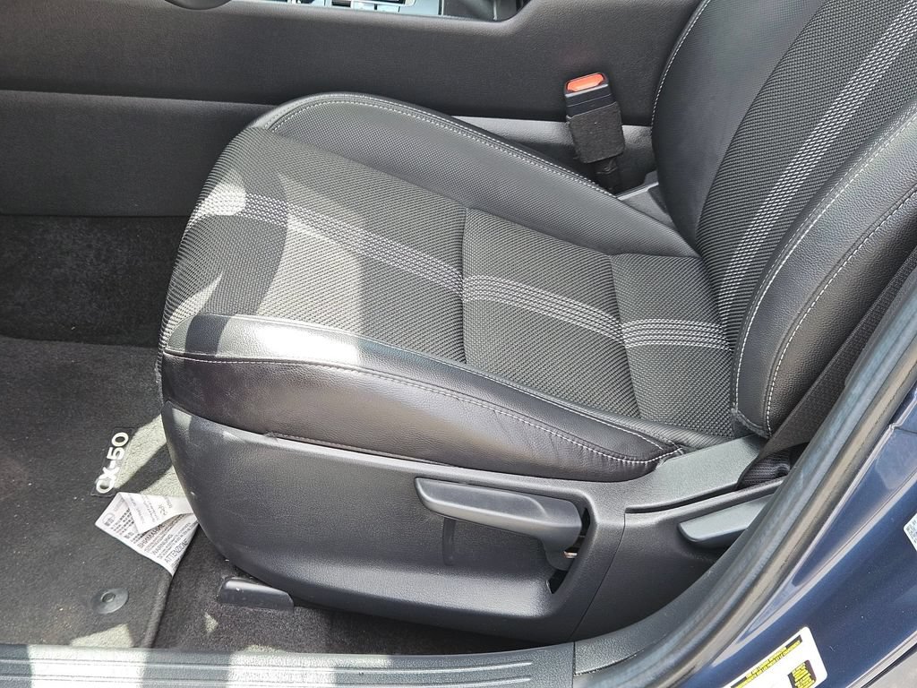 Used 2025 MAZDA CX-50 AWD 2.5 S w/ Select Package image 13