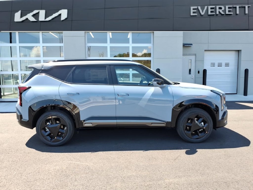 New 2027 Kia Seltos X-Line S AWD/4WD image 2