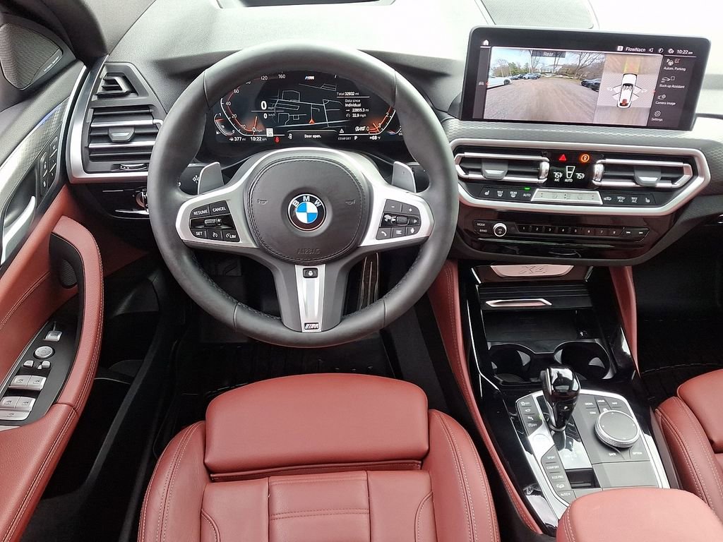 Certified 2024 BMW X4 xDrive30i w/ Premium Package image 12
