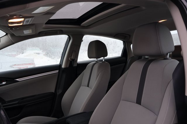 Used 2019 Honda Civic EX image 9