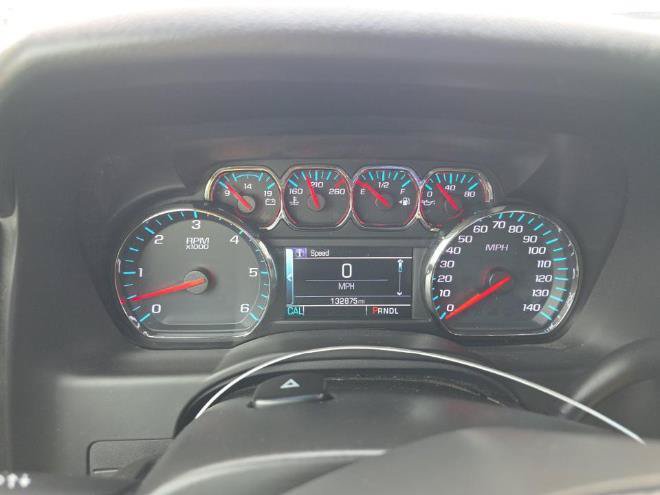 Used 2018 Chevrolet Suburban LT AWD/4WD image 15