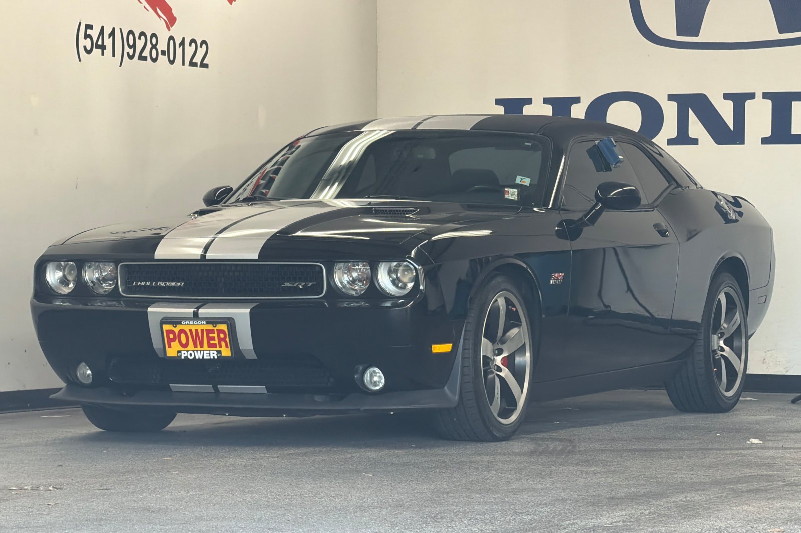 Used 2012 Dodge Challenger SRT8 w/ Premium Sound Group RWD image 7