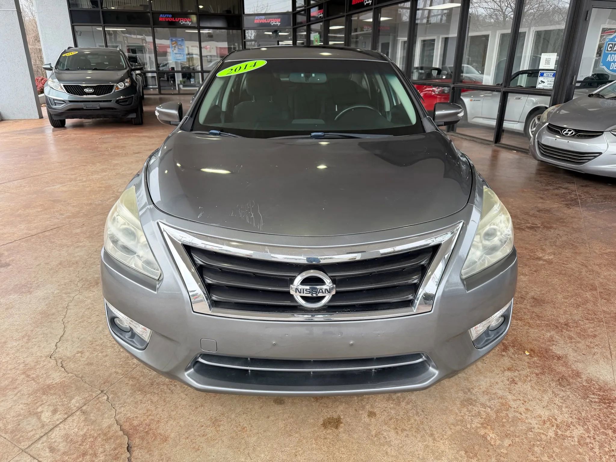 Used 2014 Nissan Altima 2.5 SV w/ Convenience Package image 2