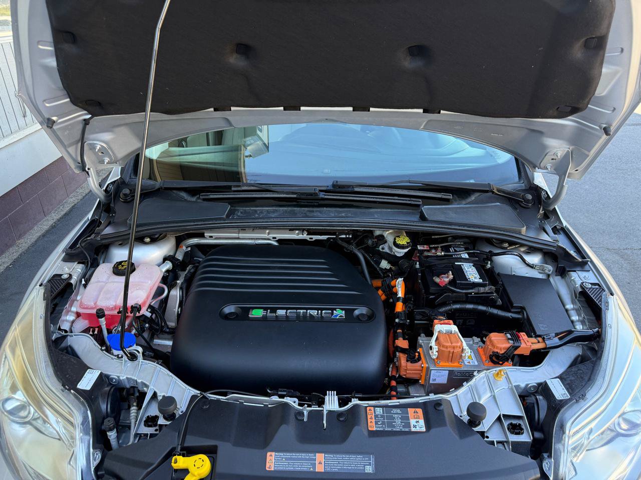 Used 2018 Ford Focus Electric Hatchback FWD image 20