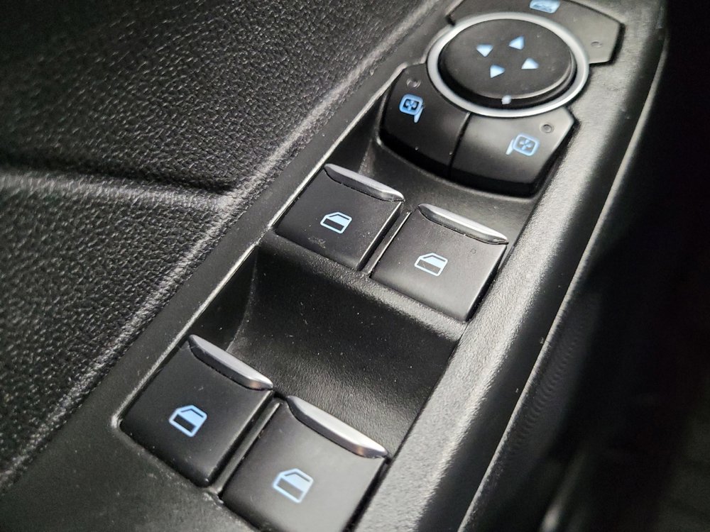 Used 2022 Ford Escape SEL FWD image 27