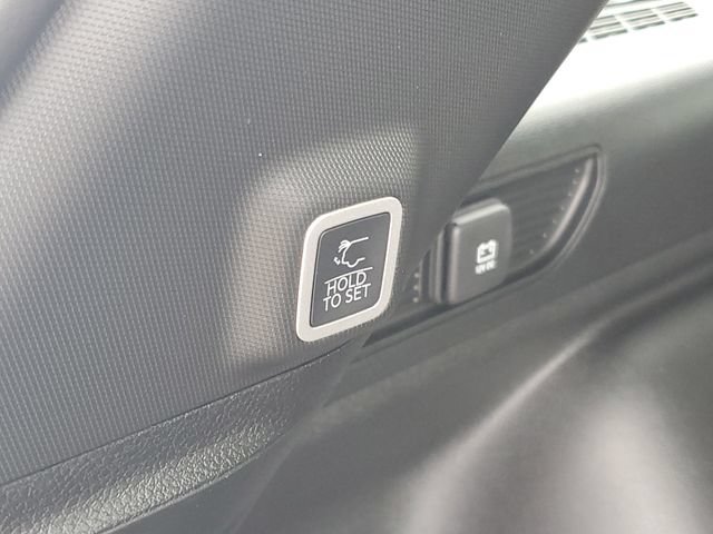 New 2026 Jeep Grand Cherokee Limited w/ Limited Altitude Package AWD/4WD image 9