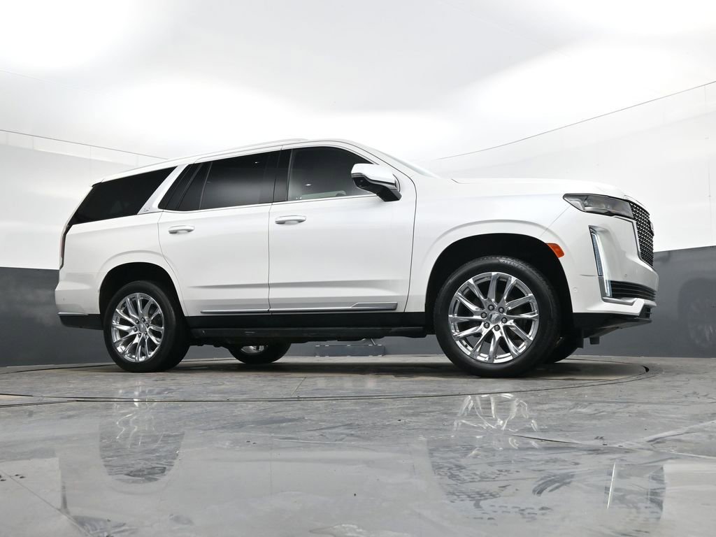 Used 2021 Cadillac Escalade Premium Luxury w/ Driver Assist Tech Package image 33