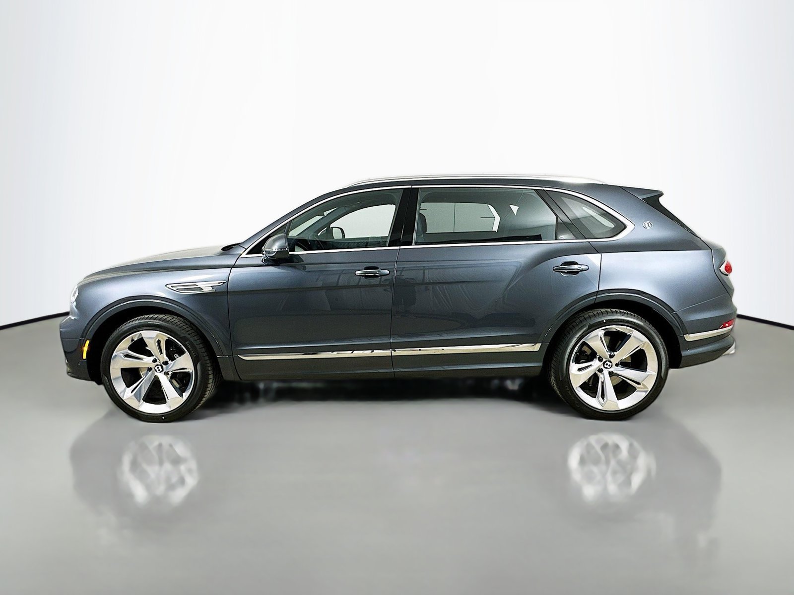 New 2026 Bentley Bentayga Extended Wheelbase AWD/4WD image 11