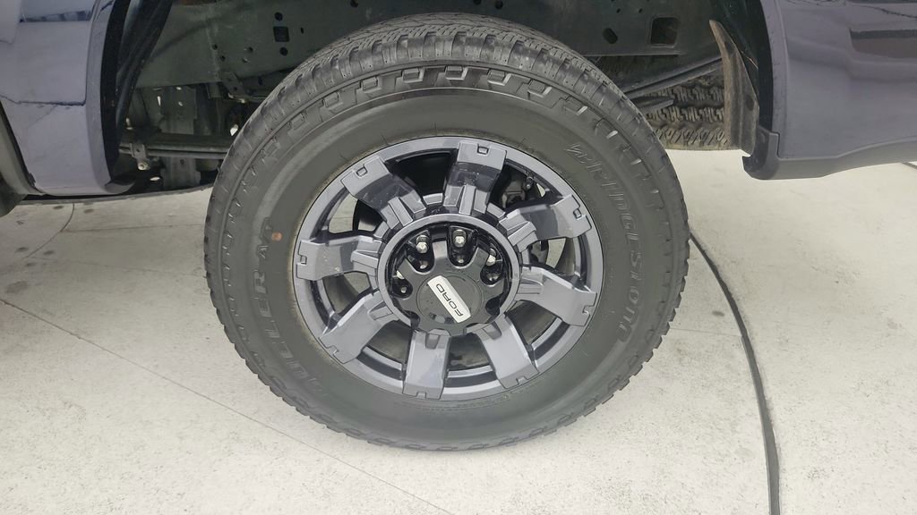 Used 2024 Ford F250 XL w/ STX Appearance Package image 28