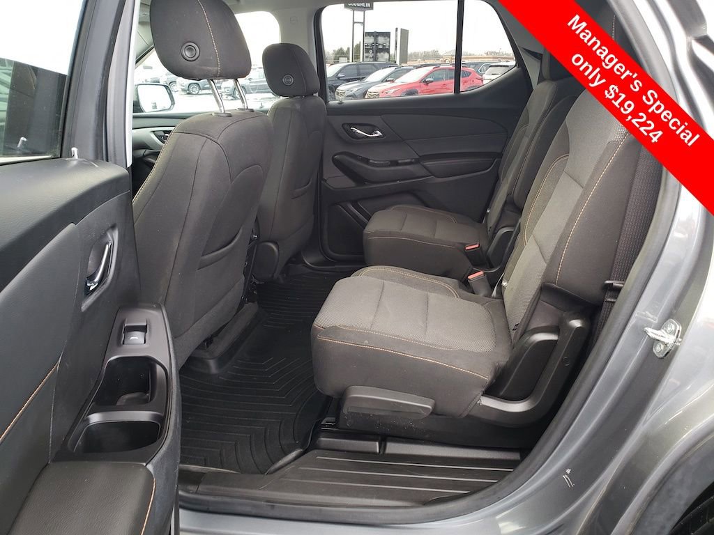 Used 2020 Chevrolet Traverse LT image 22