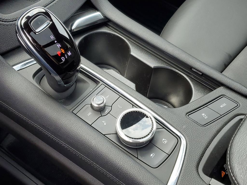 Used 2022 Cadillac XT5 Premium Luxury AWD/4WD image 17