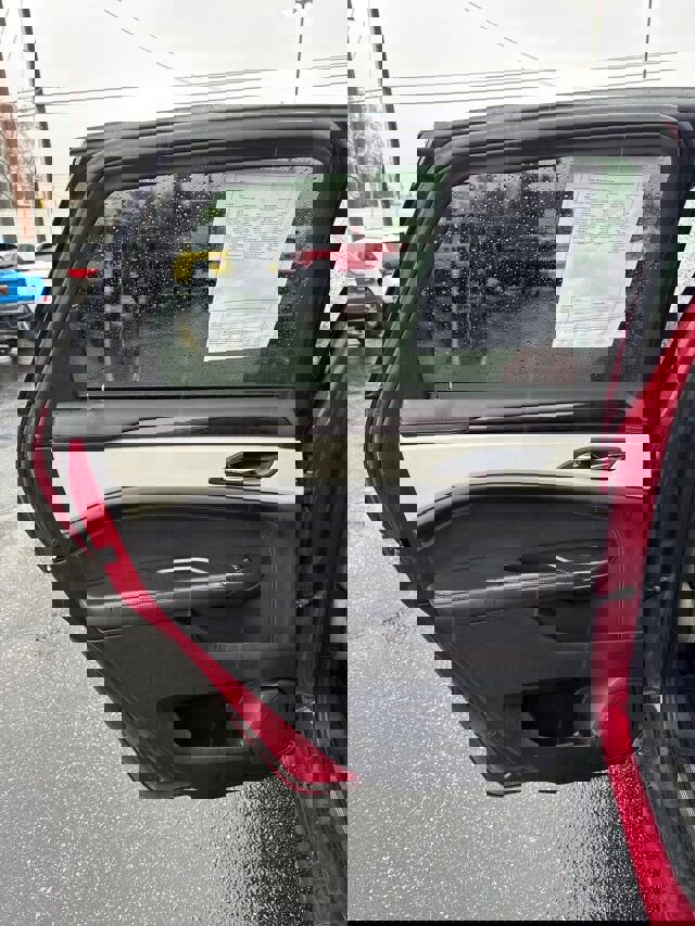 Used 2014 Cadillac SRX Performance w/ Driver Awareness Package image 11