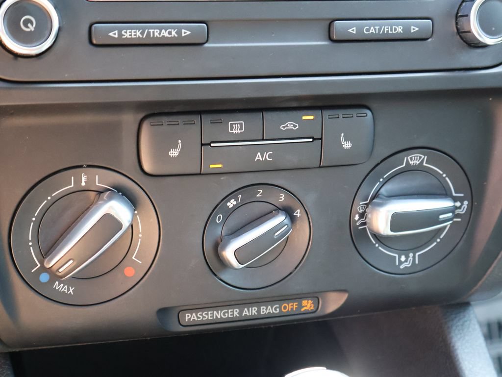 Used 2014 Volkswagen Jetta SE FWD image 32
