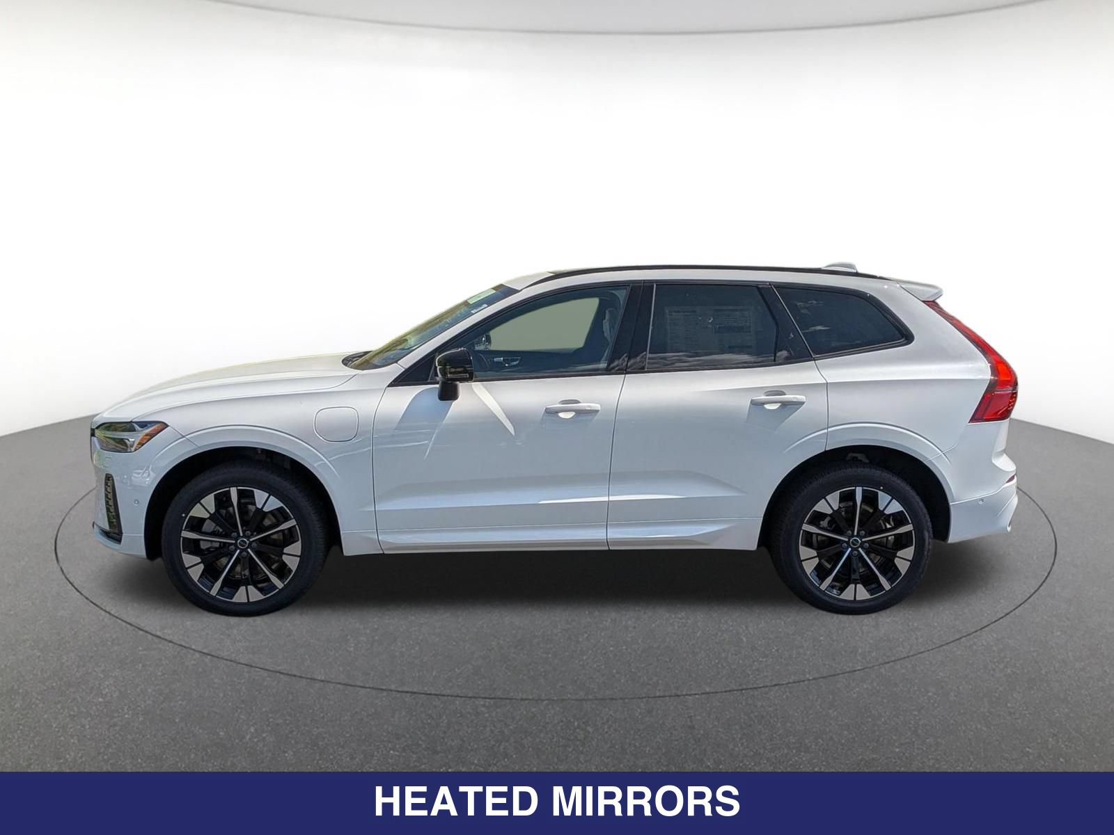 New 2026 Volvo XC60 T8 Plus w/ Protection Package Premier AWD/4WD image 10