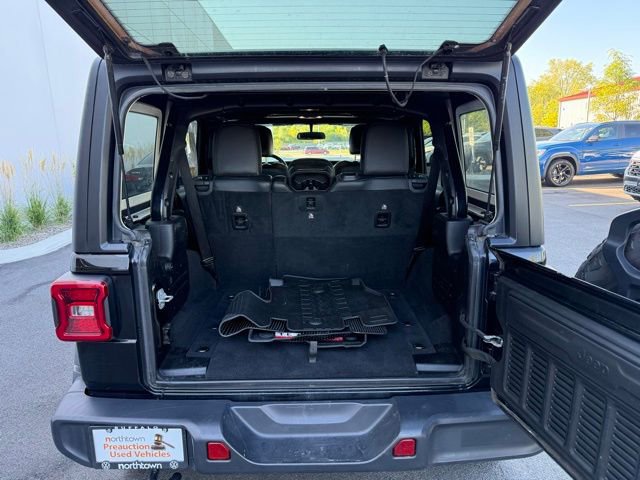 Used 2019 Jeep Wrangler Unlimited Sahara w/ Cold Weather Group image 29