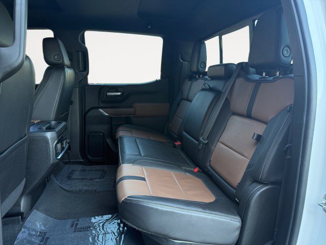 Used 2021 Chevrolet Silverado 1500 High Country RWD image 10