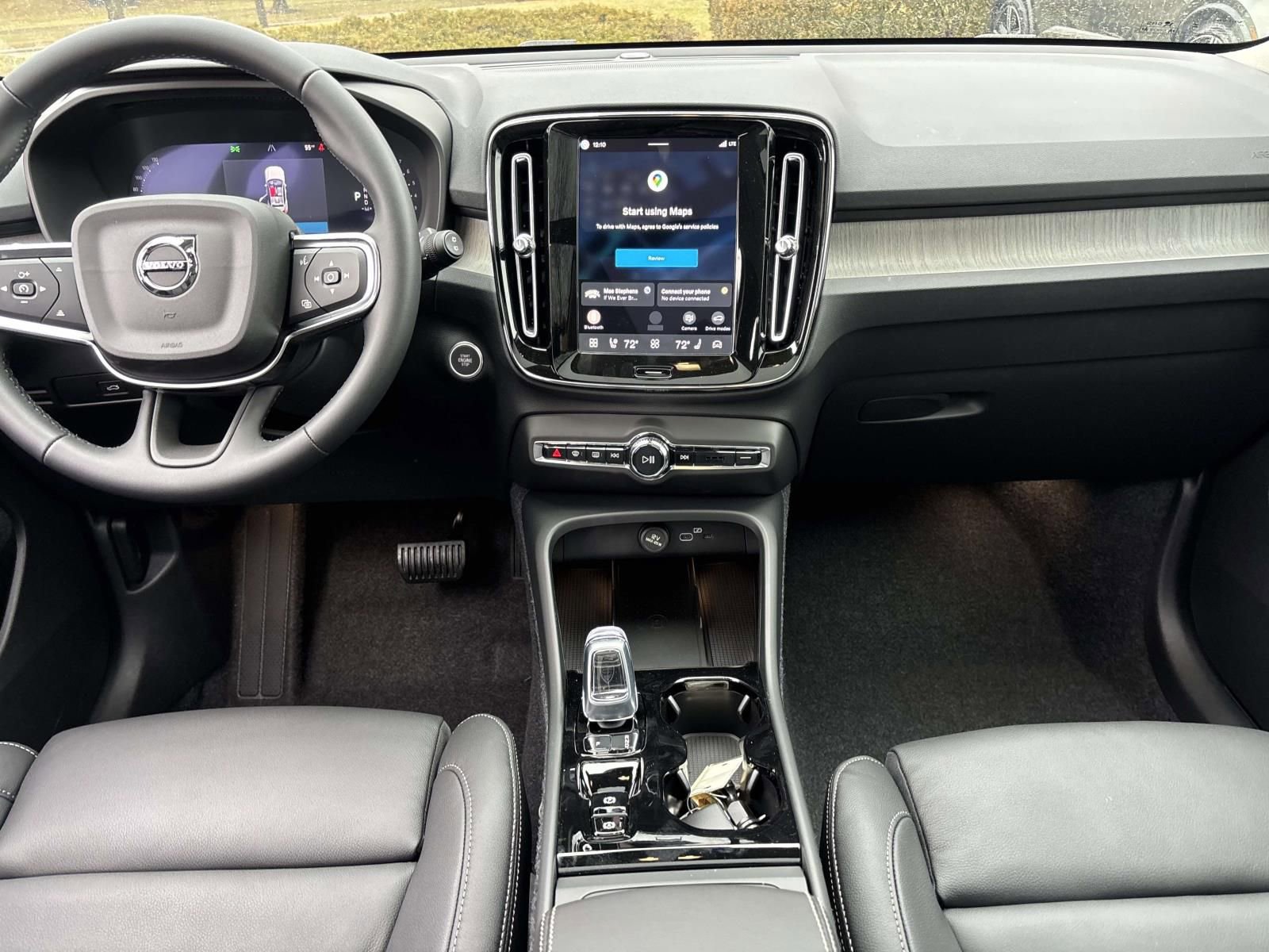 New 2026 Volvo XC40 B5 Plus w/ Protection Package Premier AWD/4WD image 29