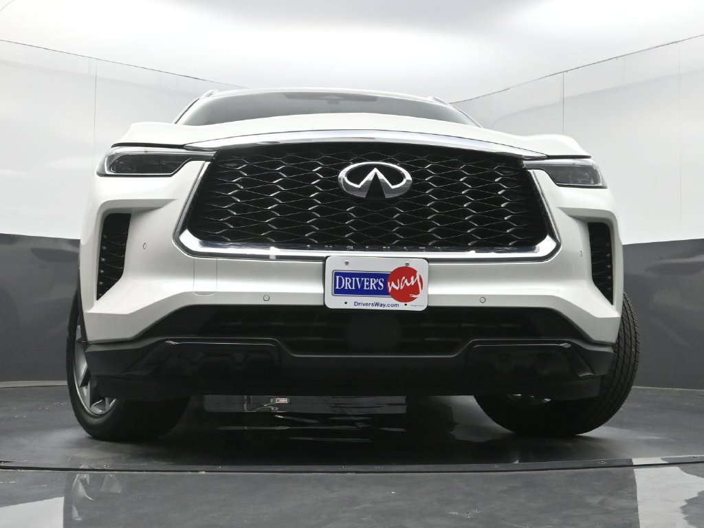 Used 2023 INFINITI QX60 Luxe w/ Performance Audio Package FWD image 30