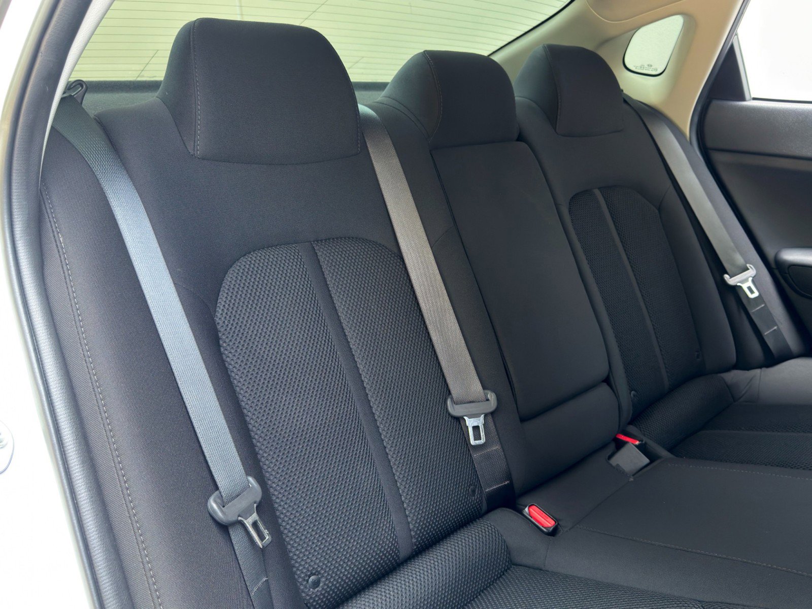 Used 2019 Kia Optima LX FWD image 30